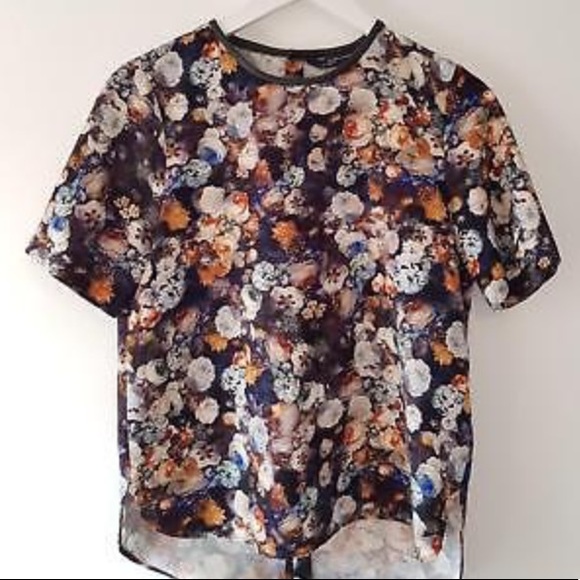 Zara Tops - Zara flower blouse